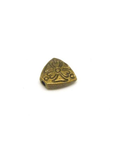 10 Perles intercalaire triangle gravé en métal de couleur bronze 9,3mm