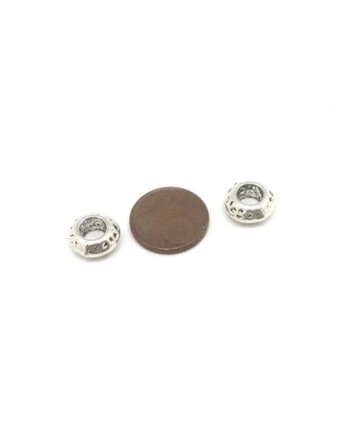10 Perles rondes aplaties martelé, 10,5mm en métal argenté strié  à gros trou 5,4mm