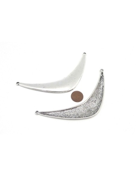 Plastron pendentif Connecteur triangle demi lune 115mm en métal argenté lisse