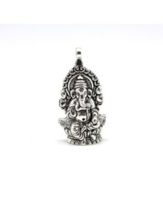 R-1 grand pendentif  Dieu Ganesh reconnaissable à sa tête...