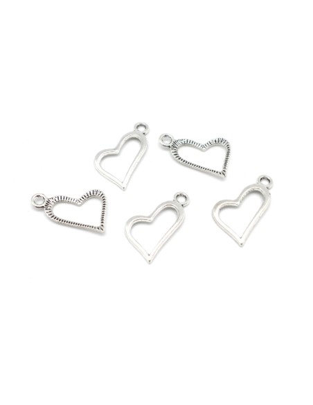 breloque coeur argenté pas cher en métal travaillé