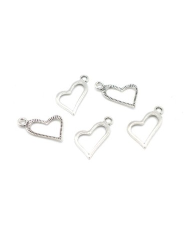 breloque coeur argenté pas cher en métal travaillé