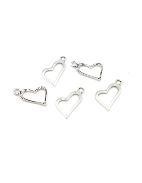 breloque coeur argenté pas cher en métal travaillé