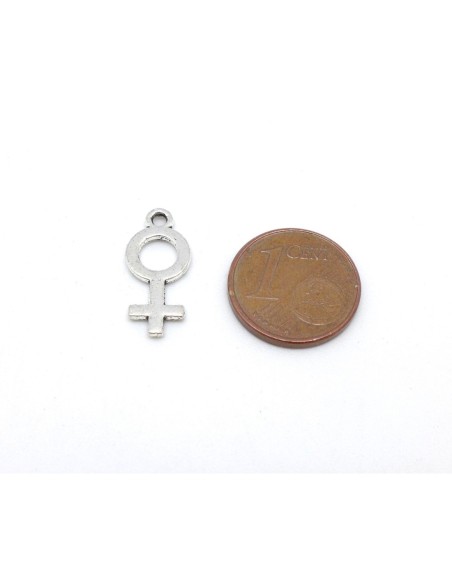 Pendentif argenté symbole fille pour naissance