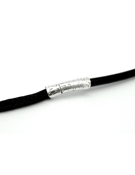 Fermoir aimanté tube arrondi pour cordon de 6mm - 6,5mm en métal argenté martelé