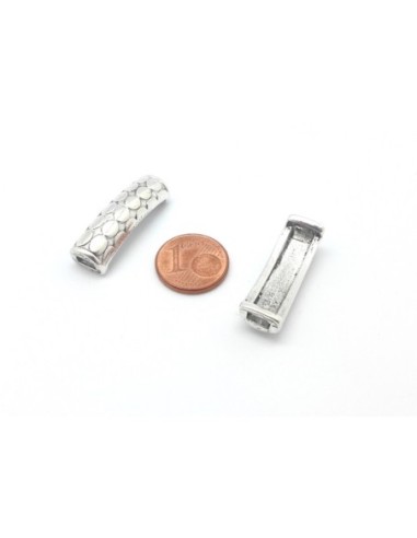 2 Perles passant rectangle gravé pois en relief pour cordon de 5mm en métal argenté 