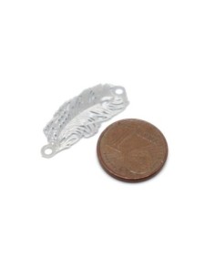 Estampe connecteur filigrane plume très fine en métal argenté très fin, 2