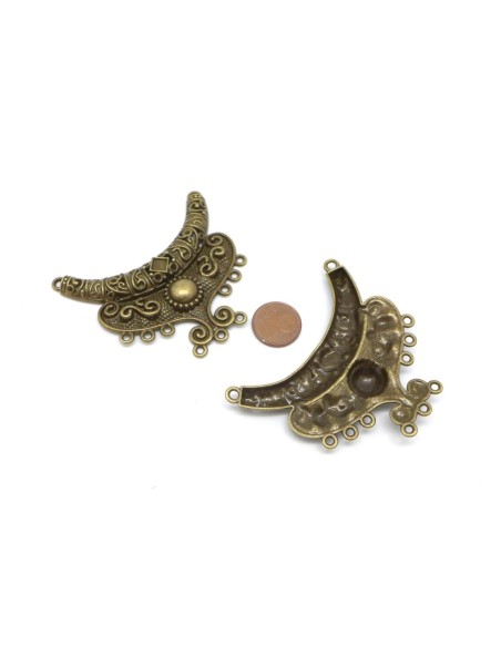 Petit Plastron pendentif63mm en métal de couleur bronze 