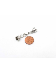 Fermoir mousqueton embout rond pour cordon de 6,5mm en métal argent travaillé  2