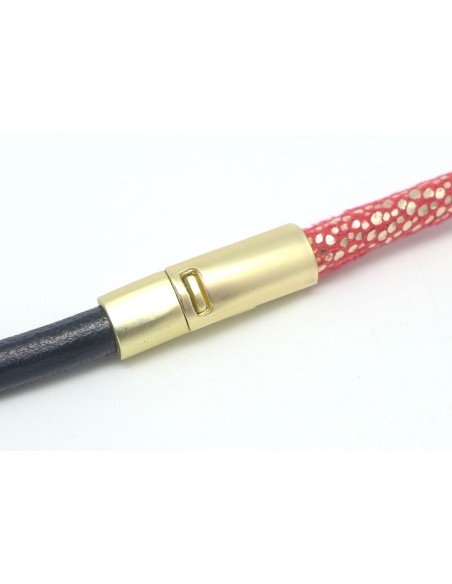Fermoir aimanté tube arrondi pour cordon de 6mm en métal doré mat