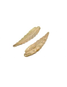 Lot de 4 pendentifs Grandes feuilles éffilées en métal doré 58,2mm 2