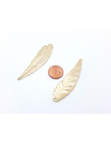 Lot de 4 pendentifs Grandes feuilles éffilées en métal doré 58,2mm
