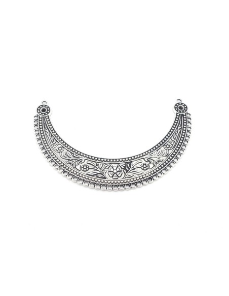 Plastron pendentif intercalaire en métal argenté travaillé motif fleur 45 trous