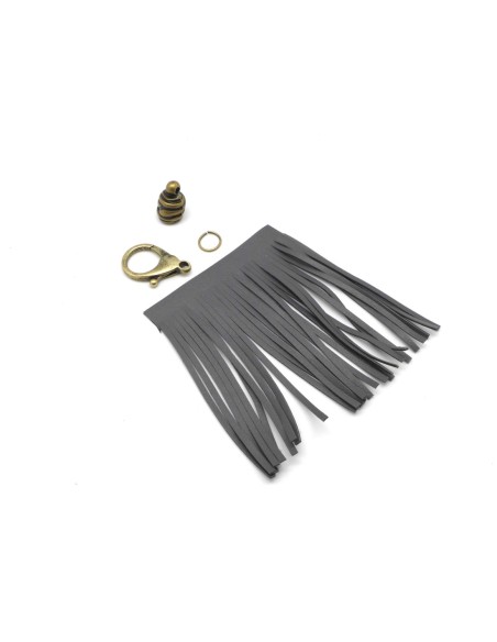 KIT bijoux de sac porte clé pompon simili cuir frange 10cm de couleur couleur gris
