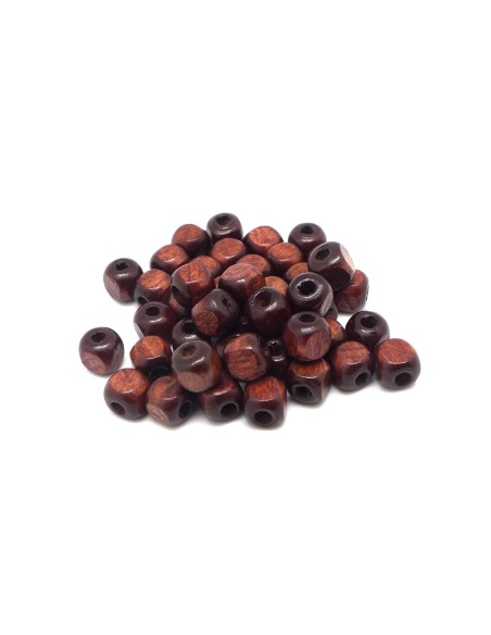 100 perles en bois peinte cube 6mm de couleur marron foncé