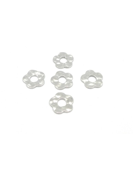 10 Connecteur fleur 5 pétales 17,6mm strié en métal argenté martelé - Style donut 