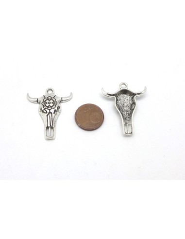 Pendentif tête de taureau en métal argenté  40mm x 30mm - tête de buffle