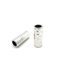 Grandes perle tube en métal argenté martelé