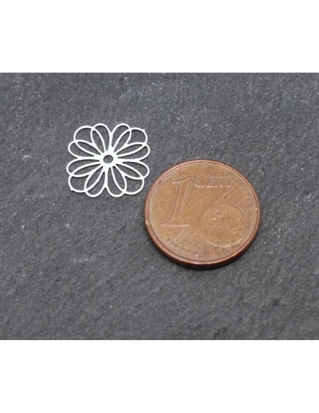 Estampes en filigrane rosace carré très fine, légère et stylisé 12,2mm en métal argenté