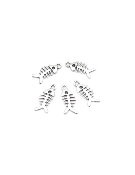 Breloque squelette de poisson en métal argenté