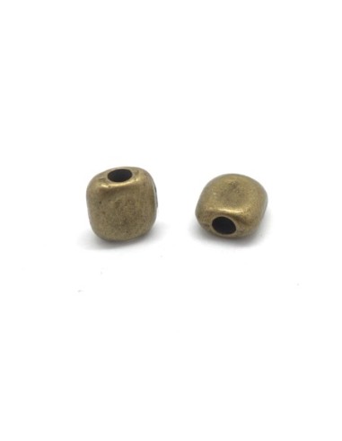 Perles en métal de couleur bronze rectangle arrondi 8,5mm x 8,2mm