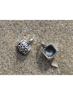 R-Breloque pendentif sculpté en métal argenté