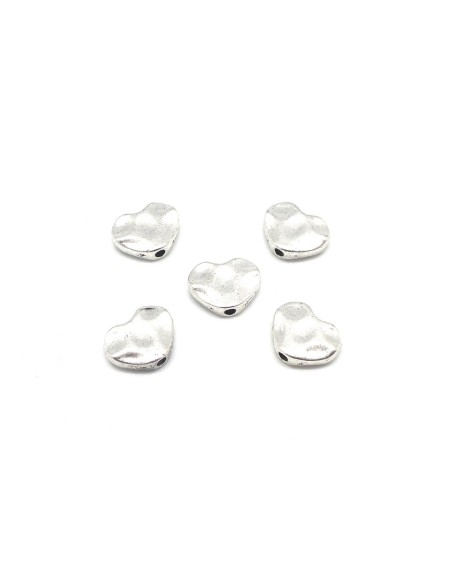 Perles coeur en métal argenté martelé 9,2mm x 12mm