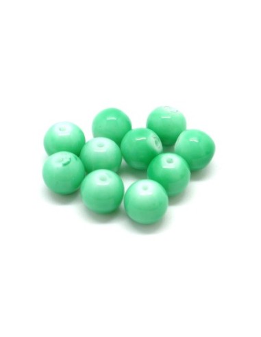 Perles ronde 8mm en verre peint de couleur vert jade