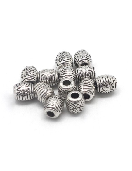 Perles olive, ovale, travaillé en métal argenté 6,3mm x 5,6mm