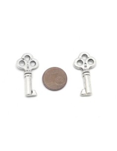 4 Breloques clefs en métal argenté 30mm x 15mm 2