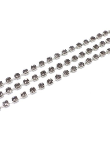 50cm de chaînette strass couleur parme très clair 6mm et métal argenté