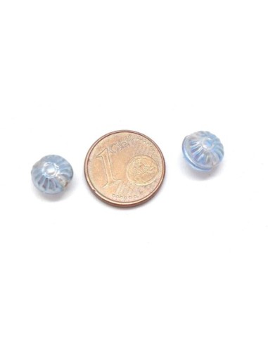 25 perles fleur soleil ronde en verre de couleur bleu clair irisé rainbow 8,5mm