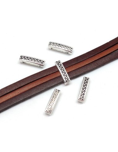 Perle passant en métal argenté pour lanière cuir 10mm motif ethnique