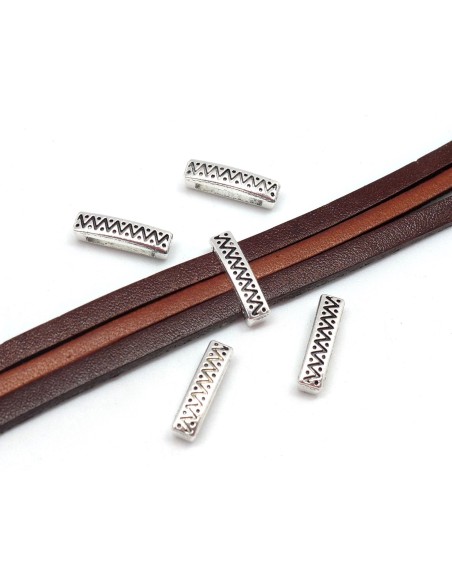 Perle passant en métal argenté pour lanière cuir 10mm motif ethnique