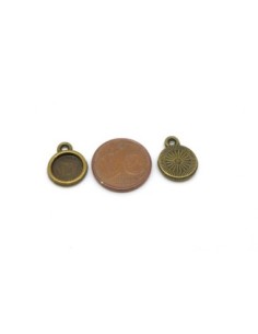 Breloque Support pour cabochon de 8mm en métal de couleur bronze 2