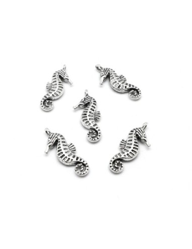 Pendentif hippocampe argenté en métal