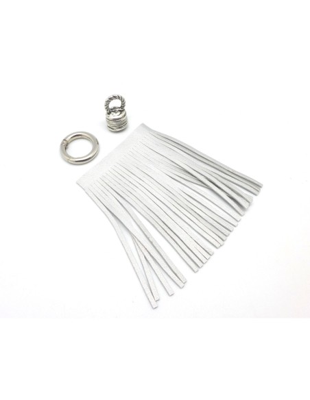KIT bijoux de sac porte clé pompon simili cuir frange 10cm de couleur gris argenté et métal argenté