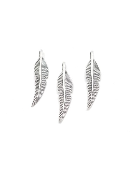 Breloque plume 4cm en métal argenté