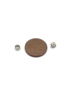 75 Perles à écraser métal argenté 4mm 2