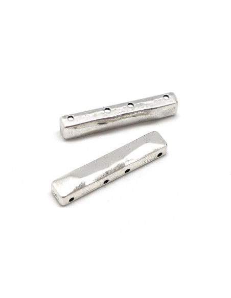 Perles intercalaire en métal argenté martelé 4 trous de 1mm