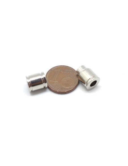Fermoir aimanté 3,5mm embout rond en métal argenté cylindrique