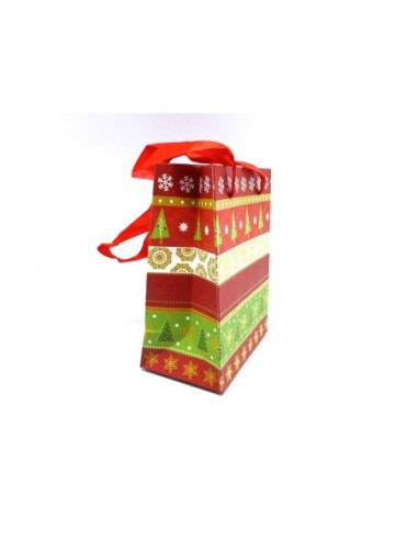 Pochette cadeaux papier cartonné glacé motif Noël sapin, flocon de neige sur fond rouge