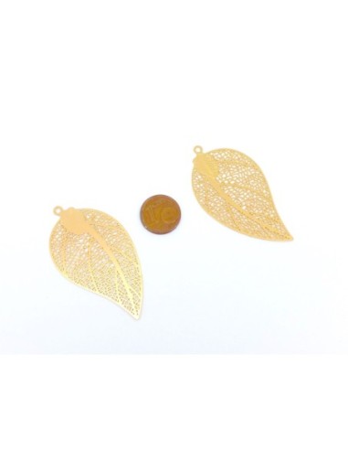 Estampe feuille en filigrane très fine, légère et stylisé en métal doré