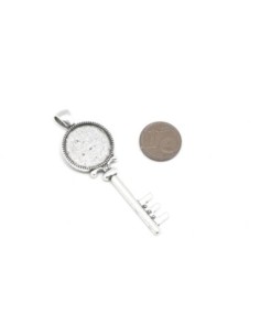 pendentif clé support pour cabochon de 18mm en métal argenté 2