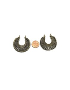 pendentif en métal de couleur bronze travaillé style ethnique 38mm 2