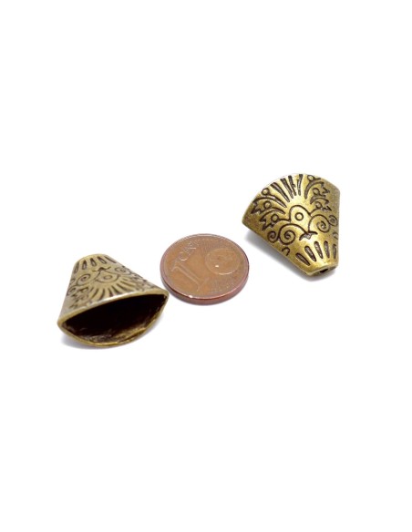 Embout conique Calotte, coupelle, cache nœud, en métal de couleur bronze mat travaillé
