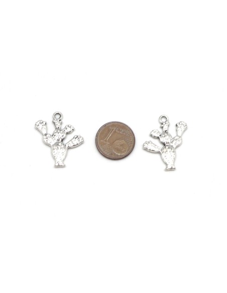 charm cactus en métal argenté travaillé 24mm x 22mm