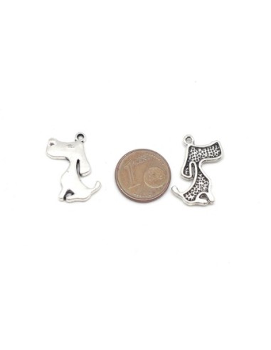 Charm métal argenté chien 