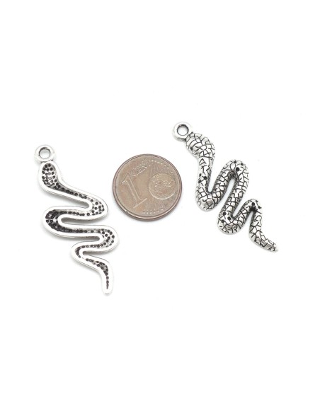 pendentif serpent cobra argenté en métal pas cher
