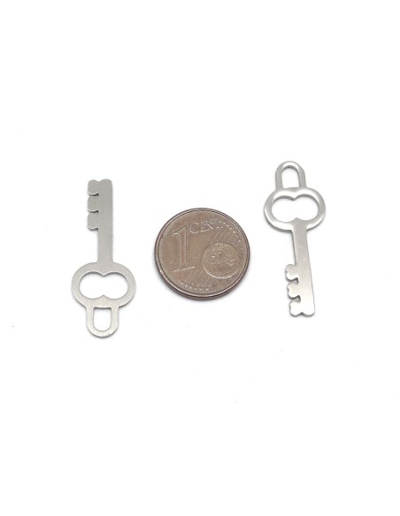 charm argenté clef pas cher en métal acier inoxydable 28mm x 11mm